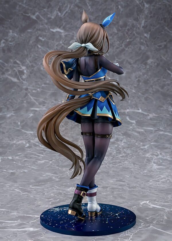 UmaMusume Admire Vega Statue